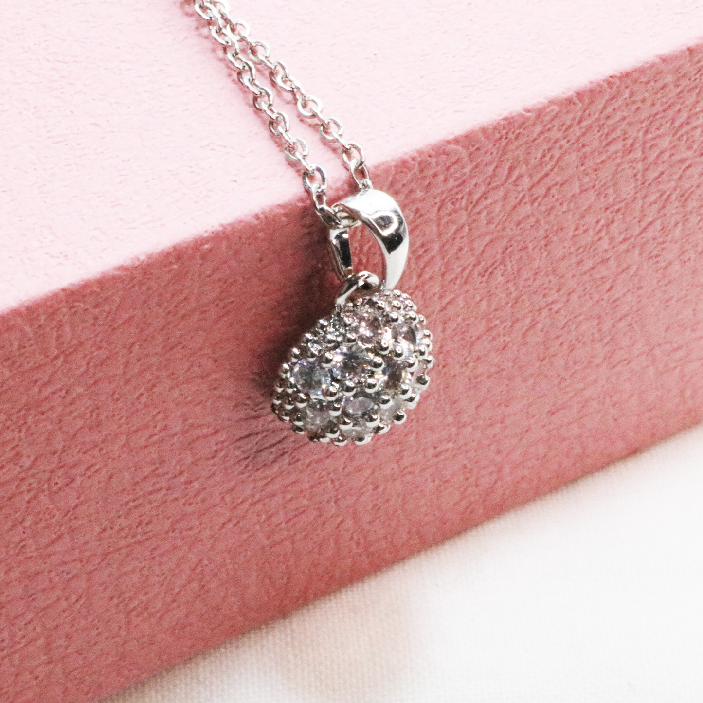 Celestial Shine pendant necklace