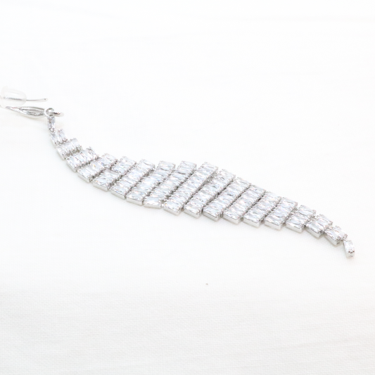 Foliage drop earrings