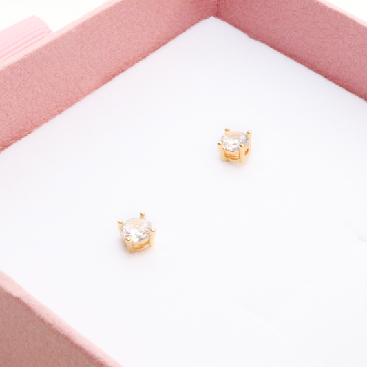 Sparkle stud earrings